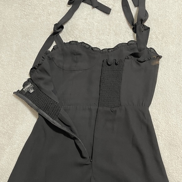 Little Black Mini Dress w/ Sweetheart Neckline and Ruffles Size Small - Picture 8 of 12